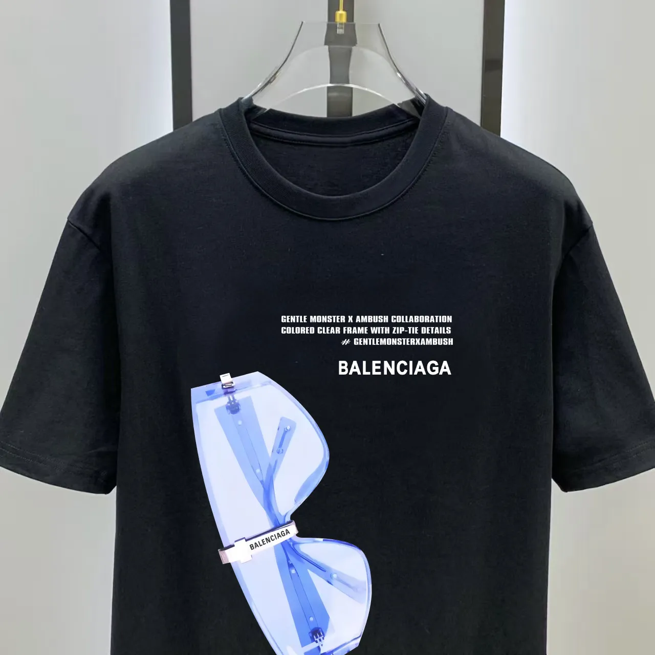 # 2026 New Arrival New Arrival T Premium ！ logo Premium 250 . . . . . ！ ！ ：Black。White！ Sizes： S M L XL XXL ：50 52 55 58 61 ：69 71 73 75 77 ：48 50 53 56 58 ：22 22.5 23 23.5 24 ， 1-3CM